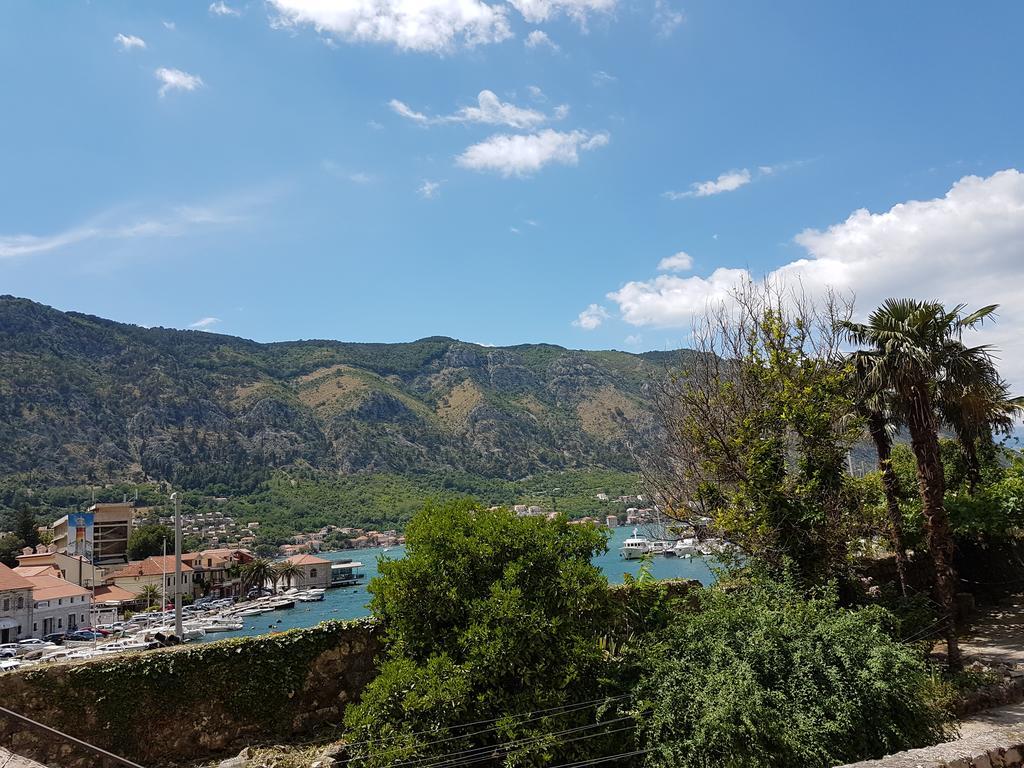 S&I Room Kotor Exterior photo